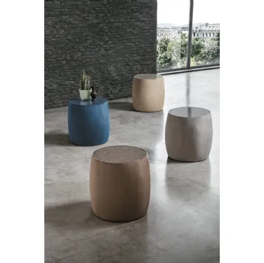 Tavolino Pouf Lepanto con top in vetro e rivestimento in tessuto di Target Point