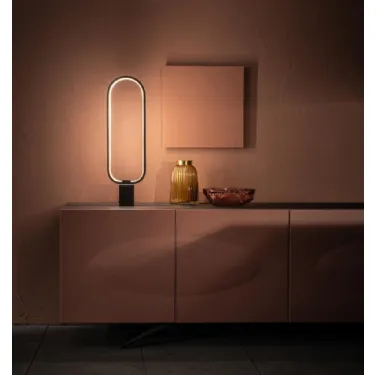 Lampada da tavolo a LED Naos in metallo con base in marmo di Stones
