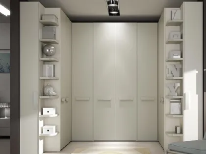 Armadio con ante battenti a doppio angolo in melaminico AB10 di Moretti Compact