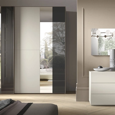 Armadio Era in laccato di Adriatica