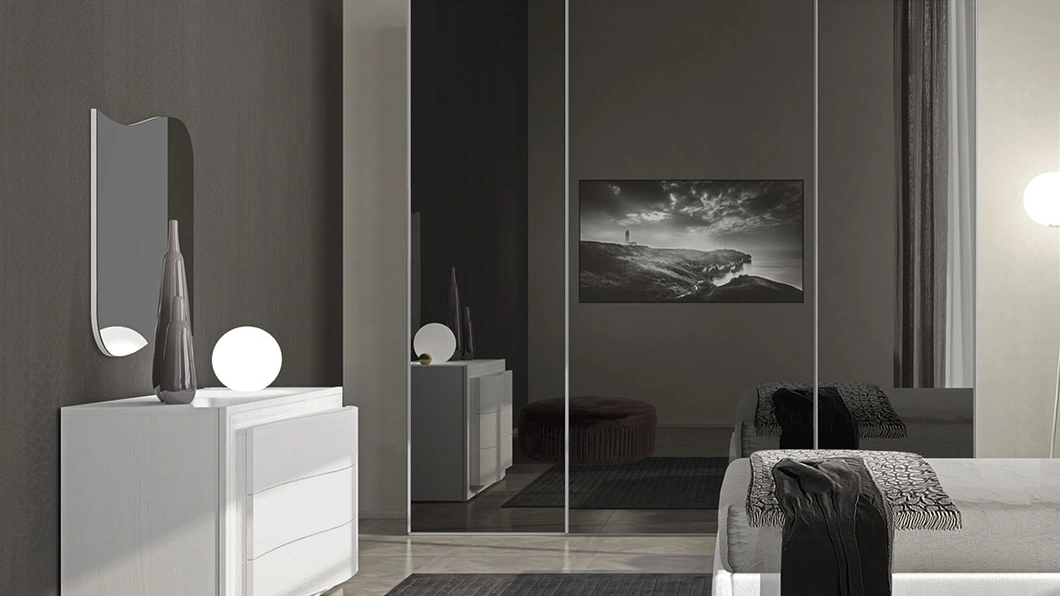 Armadio Riflessi con ante scorrevoli a specchio di Adriatica