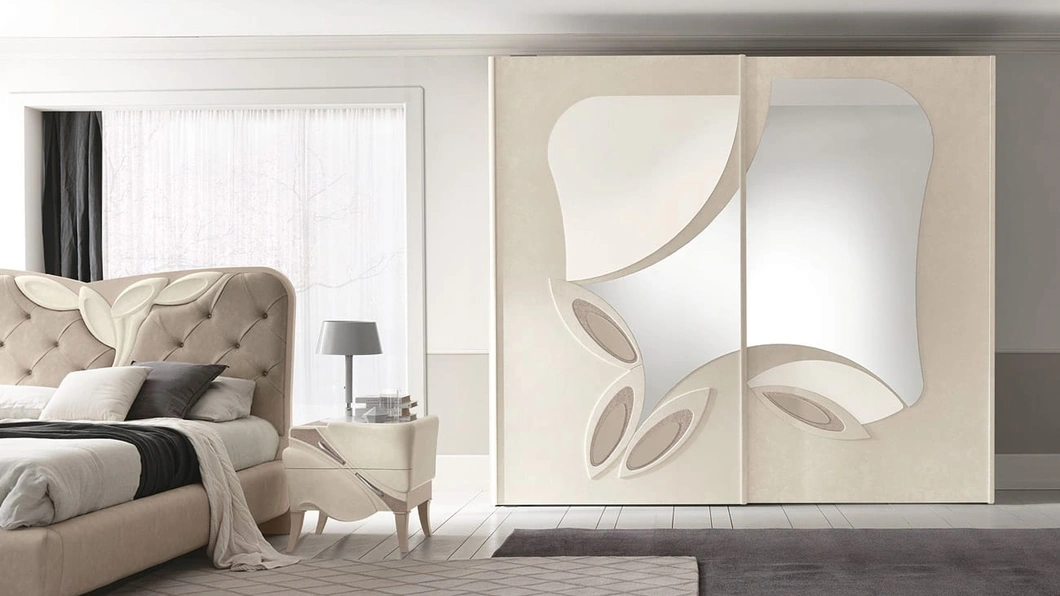 Armadio Vintage finitura perlage di Adriatica