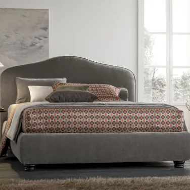 Letto in tessuto con testiera sagomata Althea di V&Nice
