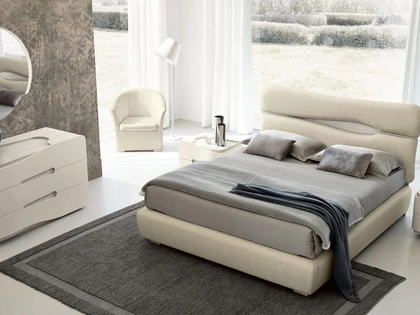 Letto imbottito Fly di Adriatica