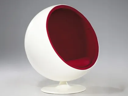 Poltrona Circle in fibra di vetro bianca  e interno in tessuto di Sigerico