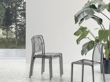 Sedia impilabile Futura in policarbonato trasparente di Target Point
