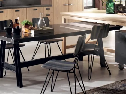 Tavolo Misfit in acciaio di Scavolini