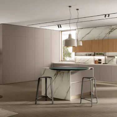 Cucina Moderna con isola Segno|Lungomare 04 di Colombini Casa Artec