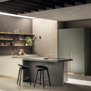Cucina Moderna DeLinea in laccato Tortora e Verde Minerale di Scavolini