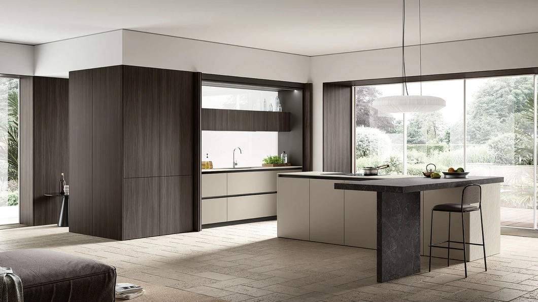 Cucina Moderna con isola Lungomare Plus 08 in laccato e legno di Colombini Casa Artec