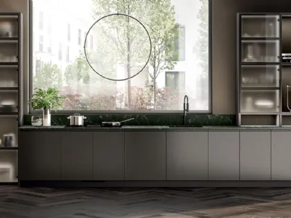 Cucina Moderna Motus in laccato effetto metallo Acciaio Scuro di Scavolini
