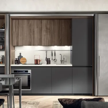 Cucina Boxi in Grigio Ferro opaco e Noce Garden di Scavolini