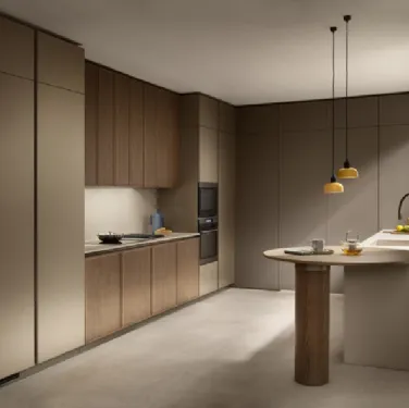 Cucina su misura con penisola Poetica 09 in Frassino, PET e laccato di Scavolini