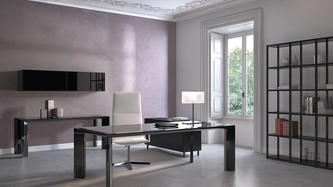 Scrivania Direzionale in vetro laccato e struttura in alluminio Kono About Office