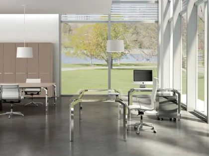 Scrivania Direzionale in vetro trasparente e alluminio Yoga 05 di About Office