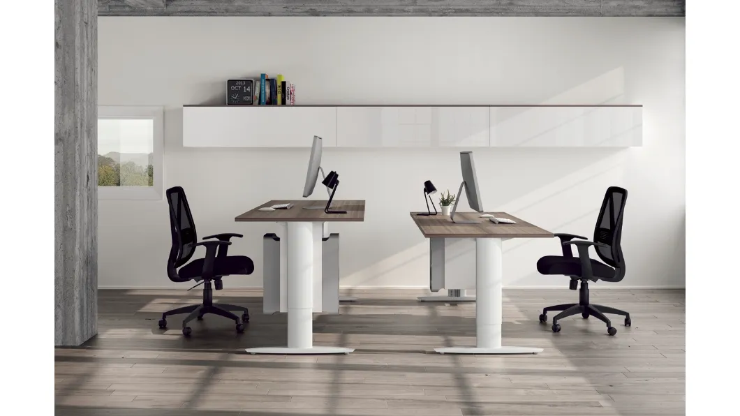 Seduta ergonomica Operativa 04 in tessuto tecnico Nero traspirante di Colombini Office